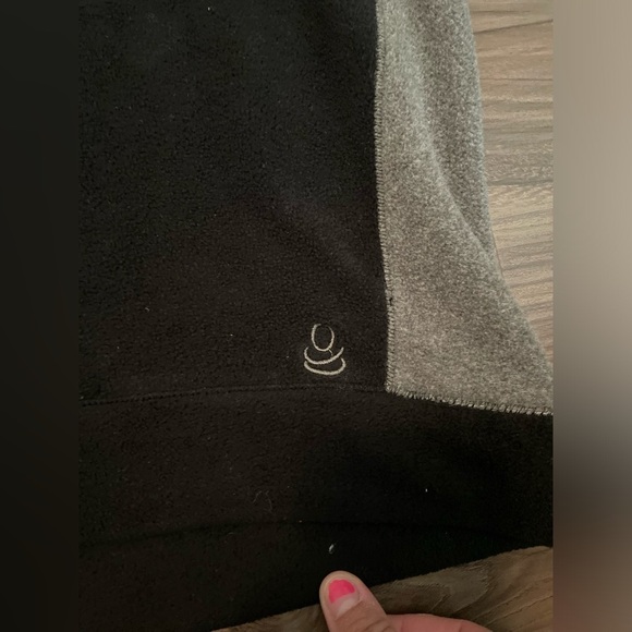 Cuddl Duds Black and Gray Hoodie Sweatshirt Warm and Cozy size S - Picture 3 of 5